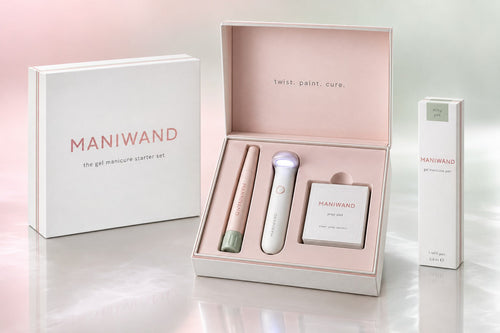 Maniwand Gel Manicure Starter Set box with gel pen, LED curing light and prep pads